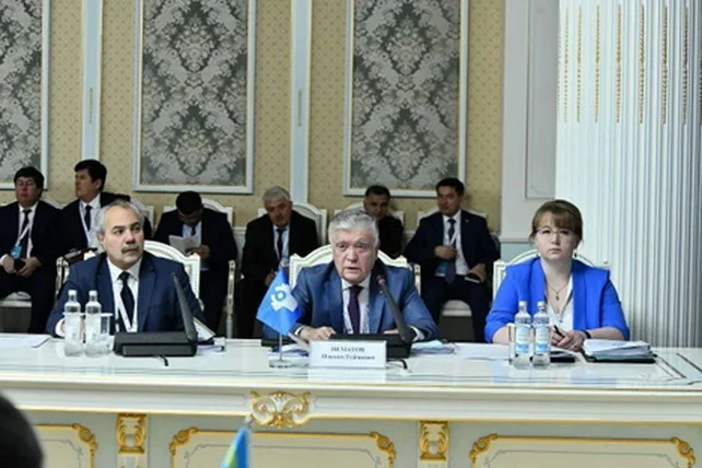 Representative of Uzbekistan Awarded the Medal of “Honored Worker of Industry of the Republic of Tajikistan”