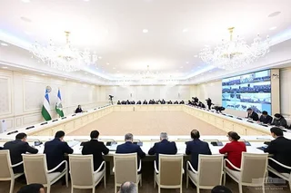 Ишлаб чиқариш ва хизматлар соҳасини янада ривожлантириш вазифалари белгилаб берилди