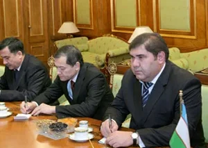Китай и Узбекистан договорились развивать торговлю