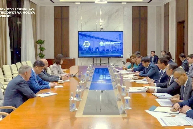 Uzbekistan and AIIB Discuss Prospects for Infrastructure Cooperation