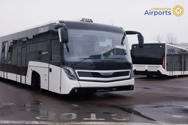 Tashkent Airport receives new platform buses