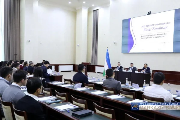 Meetings and seminars were organized with representatives of the Bank of Korea and the Institute for the Development of International Cooperation