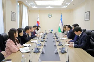 A meeting takes place with the delegation of the Eximbank of Korea