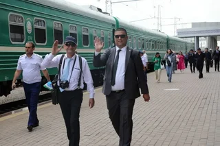 Dushanbe-Tashkent-Dushanbe passenger train started running