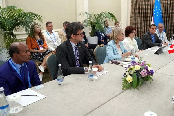 «Узбекнефтегаз»: Проведены переговоры с представителями Канады