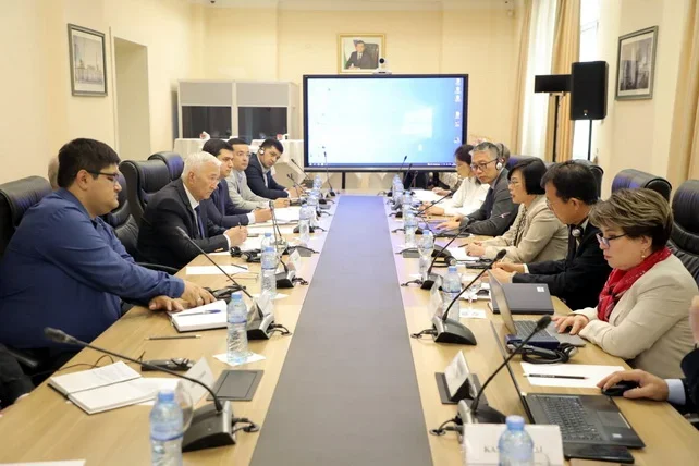 OTB va Oʻzbekiston CAREC 2030 transport strategiyasini ishlab chiqishni muhokama qildi