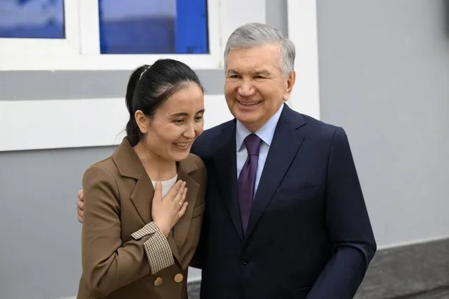 Shavkat Mirziyoyev Namangan viloyatidagi “Firdavs” bolalar bog‘chasida bo‘ldi