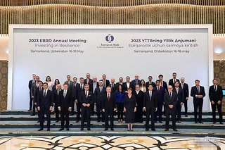 Президент Узбекистан принял участие в Самаркандском саммите ЕБРР