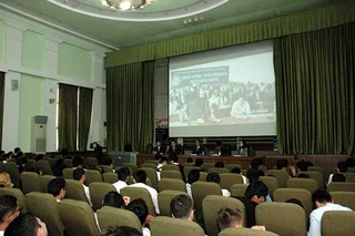 IUT conducts videoconference on 2016-2017 admission campaign