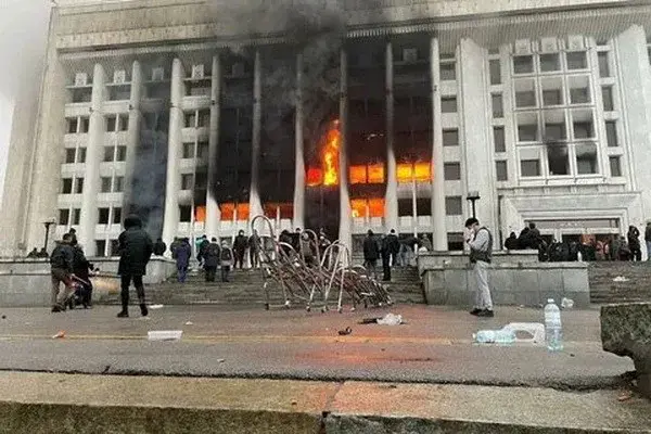 Протесты и беспорядки в Казахстане: хронология событий