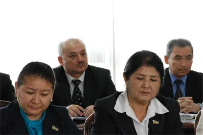Use of ICT in economic courts discussed in Tashkent