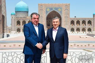 Президент Таджикистана завершил свой визит в Узбекистан