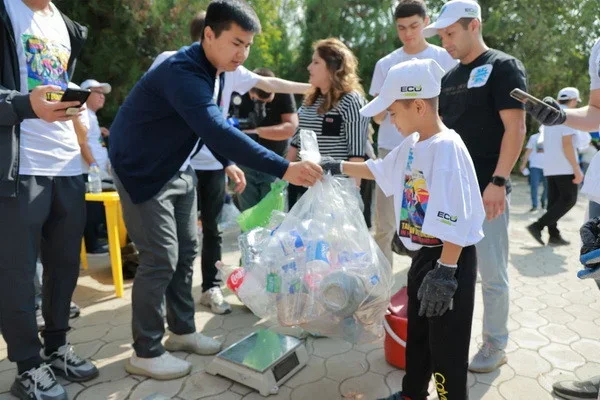 В Узбекистане прошли мероприятия по случаю Всемирного дня чистоты