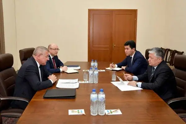 Uzbek Foreign Ministry hosts a meeting with the Ambassador of Belarus