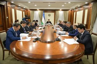 The Senate hears the reports of the ambassadors