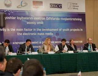Tashkent host roundtable on development of youth media projects