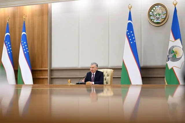 President Personally Stuck in Tashkent Traffic Jam, Criticizes Road Management