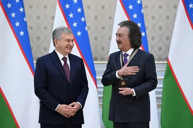 Мирзиёев отметил вклад Фарруха Закирова в культуру