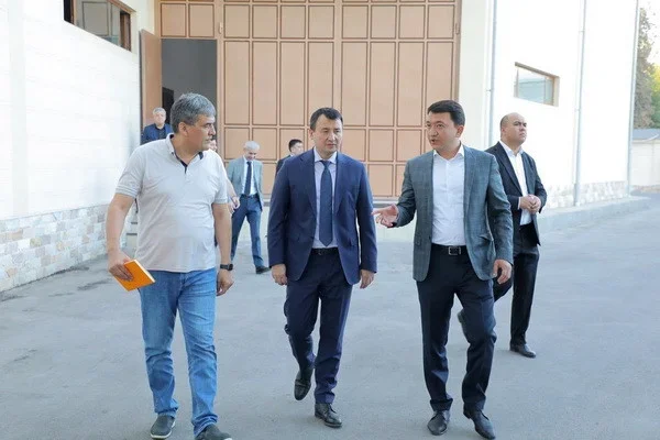 Issues of socio-economic development of Tashkent districts discussed