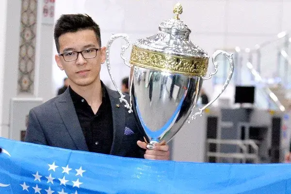 В Ташкенте встретили самого молодого чемпиона мира по шахматам
