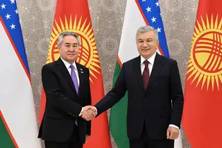 Mirziyoyev Meets Kyrgyz Foreign Minister in Samarkand