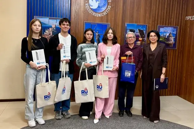 ​​​​​​​Награждены участники презентации книги «Дом Павлова и его защитники»