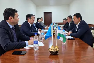 Ўзбекистон ва Қозоғистон автомобиль транзитини енгиллаштиради