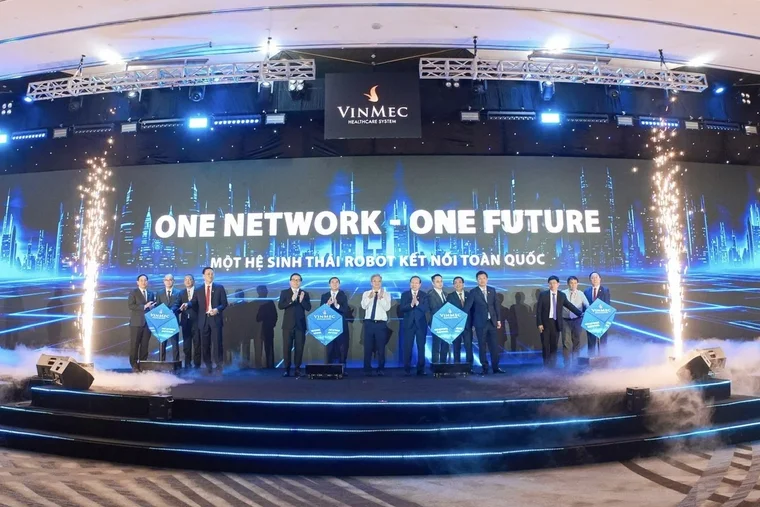 Vinmec Launches Vietnam's First Integrated High-Tech Robotic Surgery Network, Establishing the Country's First Multi-Connected Robotic Surgery Ecosystem