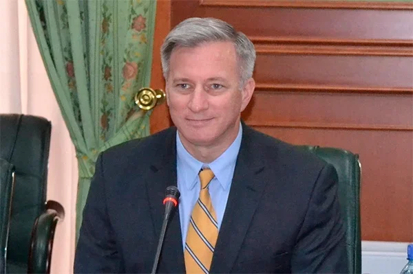 Глава МИД Узбекистана принял Посла США по особым поручениям