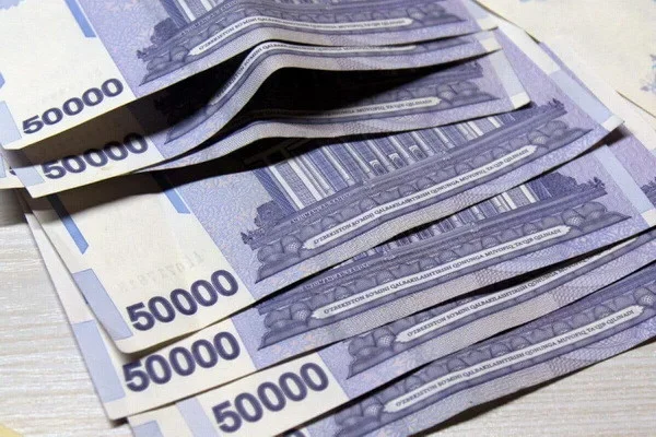 Banks may increase authorized capital up to 500 billion soums