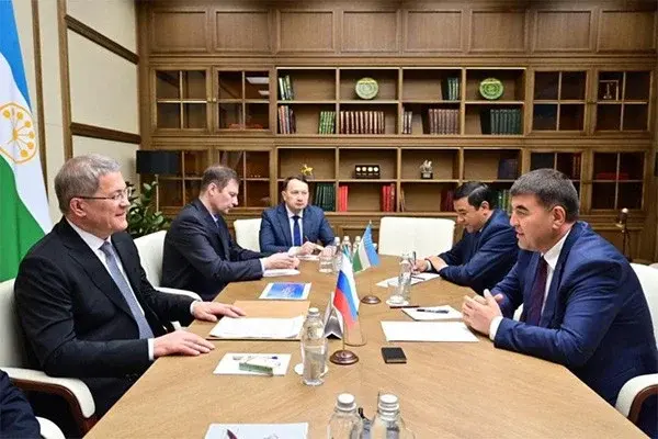 Хоким Наманганской области провел переговоры с главой Башкирии