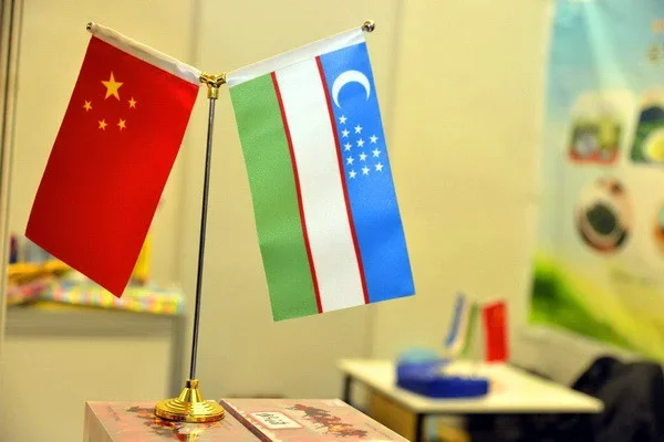 Uzbek FMs holds negotiations with representatives of Chinese companies