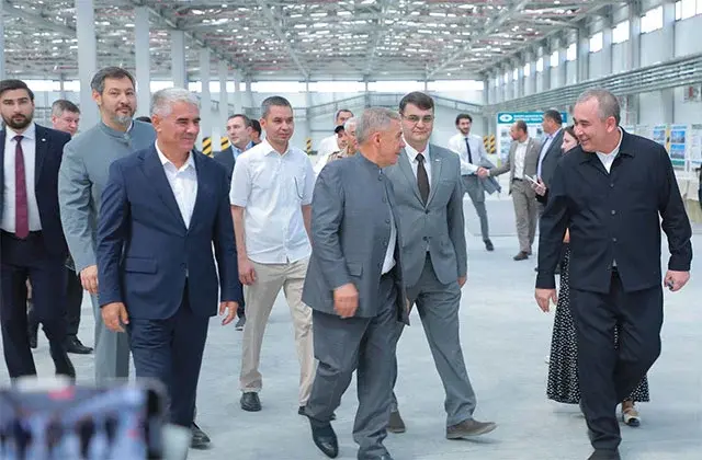 Татаристонлик Раис иш сафари билан Бухорога ташриф буюрди
