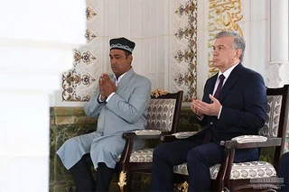 Президент посетил комплекс Хазрати Хизр