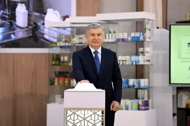 Prezident Samarqand viloyatida yirik loyihalarni ishga tushirdi