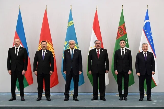 Shavkat Mirziyoyev Markaziy Osiyo Davlatlari Hamjamiyatini tuzishni taklif qildi