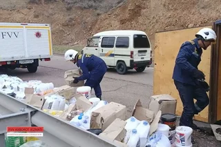 Qamchiq dovonida yuk mashinasi ag‘darildi, jabrlanganlar yo‘q