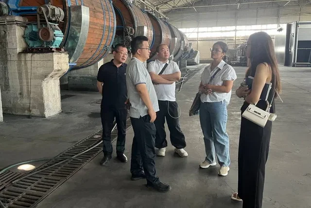 Chinese Company Simple Leasing to Invest in Modernizing Leather Industry in Tashkent Region