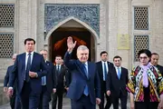 Президент посетил историческую часть Бухары