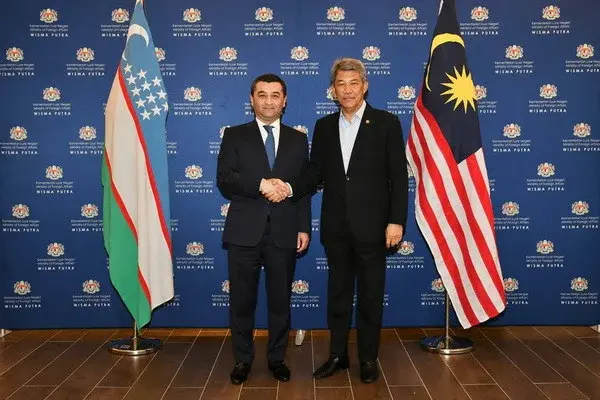 Bakhtiyor Saidov holds meeting with Malaysian foreign minister