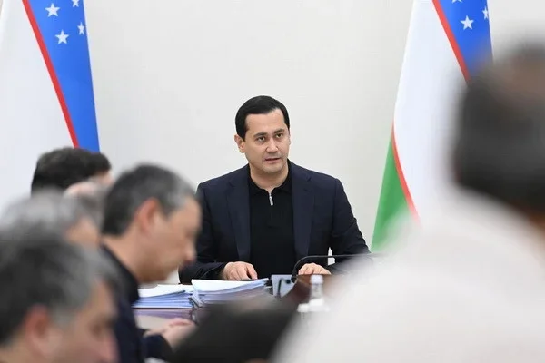 Еще несколько работников энергетической отрасли были задержаны и заключены под стражу