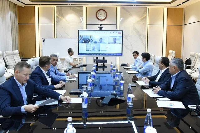 “O‘zbekneftgaz” va “Air Products” GTL zavodi sinov natijalari va strategik hamkorlik rejalarini muhokama qildi