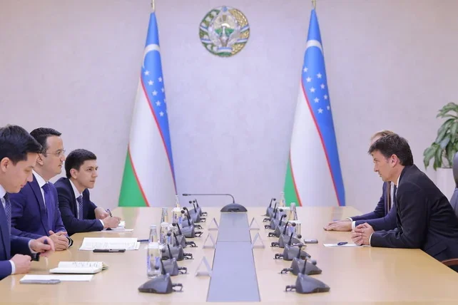 Uzbekistan and Airbus Agree on Joint Pilot Training Program