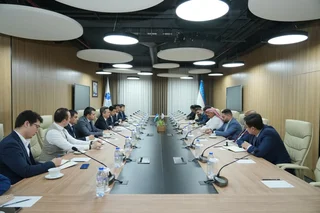 Минцифры Узбекистана и катарский холдинг MBK Holding обсудили проекты в сфере ИИ и кибербезопасности