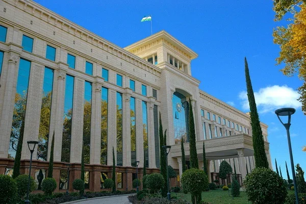 Сенат проведет очередное пленарное заседание 30 марта